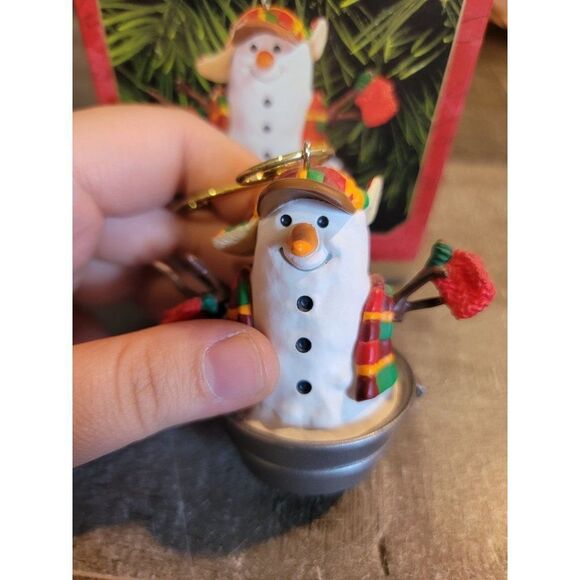 Hallmark 1999 playful snowman ornament Xmas decor - Picture 2 of 4